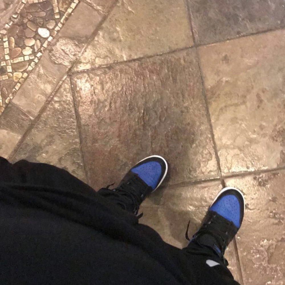 Nike OG Jordan royal blue 1s